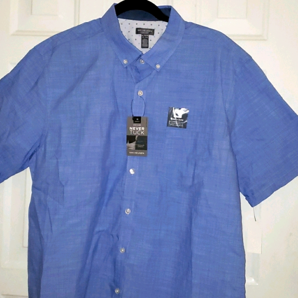 NWT Van Heusen Light Blue Short Sleeve Shirt